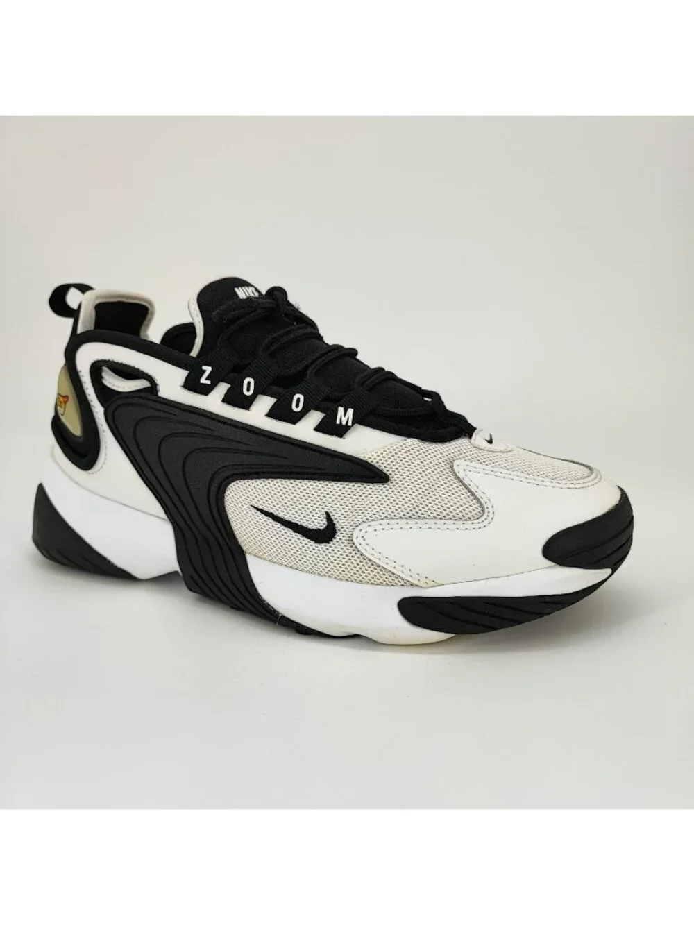 Nike Zoom 2K Women's Size 8.5 Sneakers Mesh White Black Zoom Air Shoes AO0354